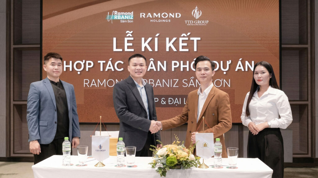 Hình ảnh lễ ký kết hợp tác F1 đại lý phân phối dự án